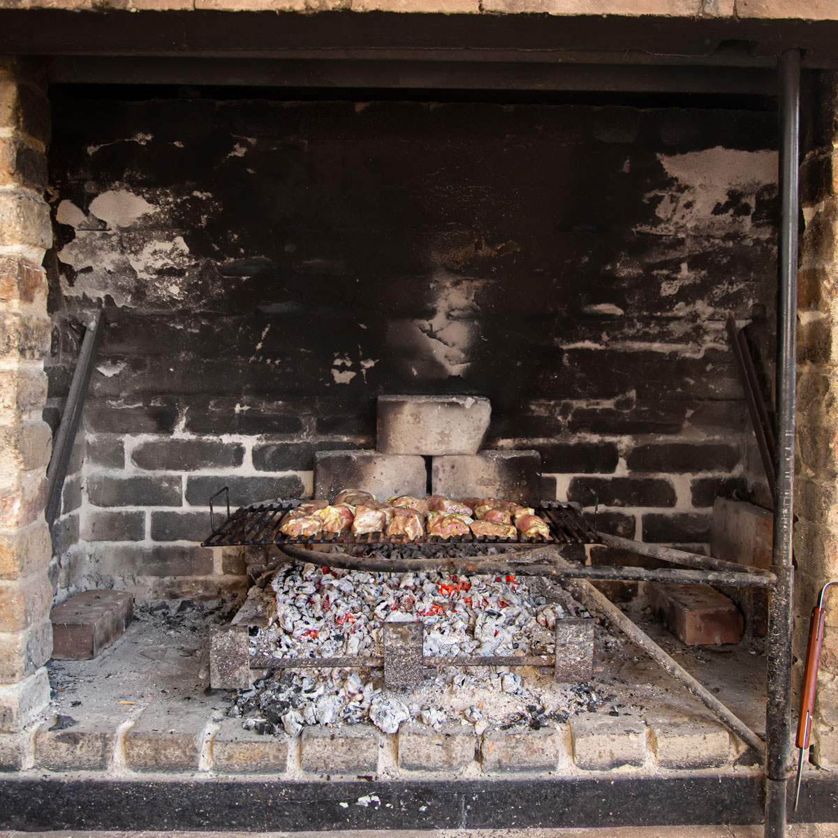 Learn To Cook Food in Your Fireplace in Louisville & Mount Prospect, KY